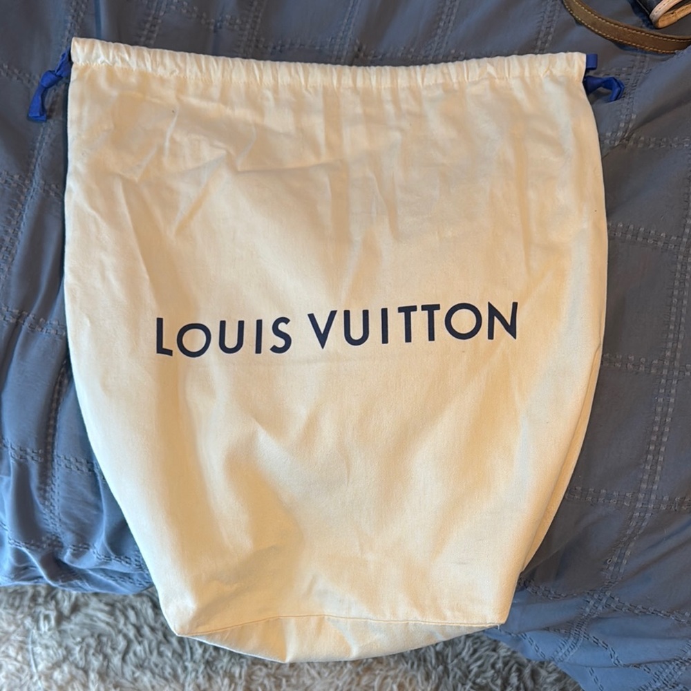 Louis Vuitton Cream Storage/Dust Bag